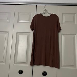 H&M brown short sleeve t shirt